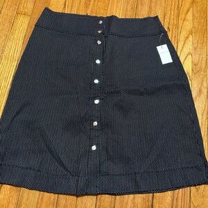 Creasant Drive White And Black Spotted Skirt With Snaps Size 4X But Runs Small